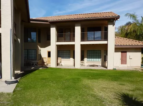 517 E Meadows Ln, Gilbert, AZ 85234 photo 19