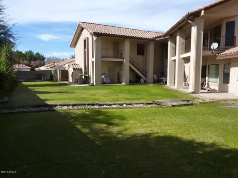 517 E Meadows Ln, Gilbert, AZ 85234 photo 17