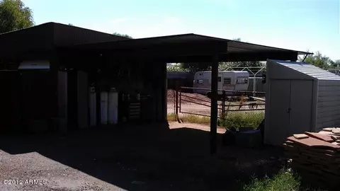 2933 E Utopia Rd, Phoenix, AZ 85050 photo 14