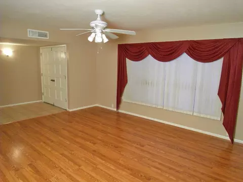 1013 E Riviera Dr, Tempe, AZ 85282 photo 4