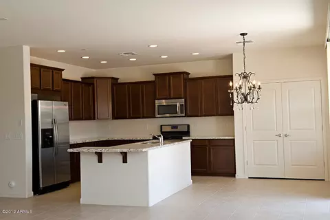 2877 E Isaiah Ave, Gilbert, AZ 85298 photo 3