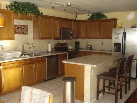 3385 E Longhorn Dr, Gilbert, AZ 85297 photo 4