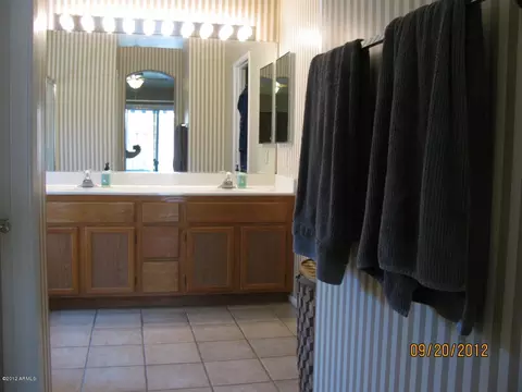 3330 E Behrend Dr, Phoenix, AZ 85050 photo 11