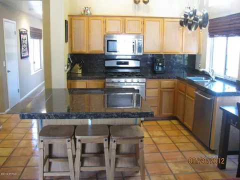 3330 E Behrend Dr, Phoenix, AZ 85050 photo 8
