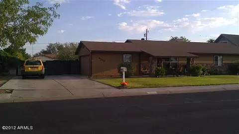 4520 E Princess Dr, Mesa, AZ 85205 photo 2
