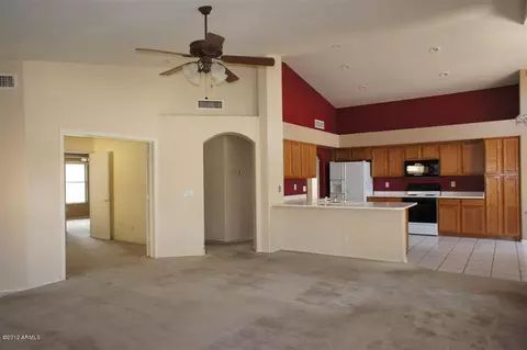 2052 E Willow Wick Rd, Gilbert, AZ 85296 photo 3