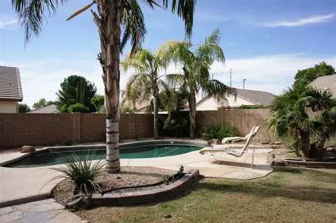 2052 E Willow Wick Rd, Gilbert, AZ 85296 photo 12