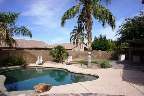 2052 E Willow Wick Rd, Gilbert, AZ 85296 photo 10