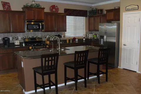 3074 E Maplewood St, Gilbert, AZ 85297 photo 10