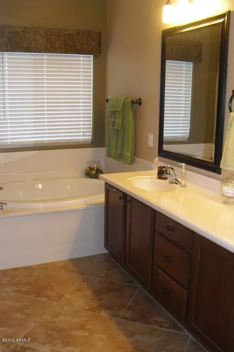 3074 E Maplewood St, Gilbert, AZ 85297 photo 27