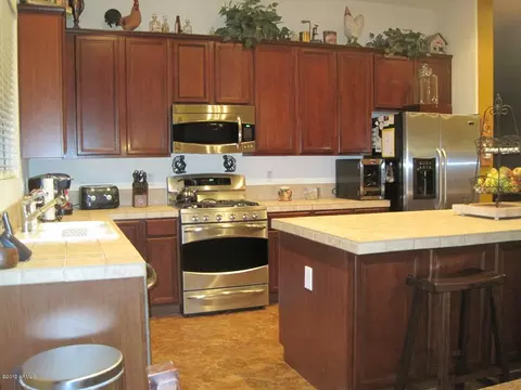 4325 E Sleighbell Dr, Gilbert, AZ 85297 photo 3