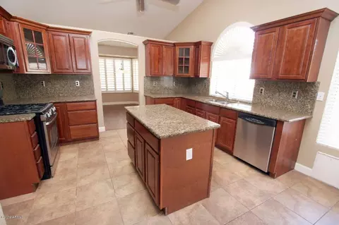 3808 E Nighthawk Way, Phoenix, AZ 85048 photo 2