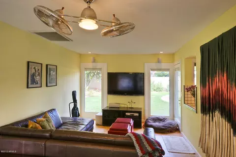 4209 N 33rd Pl, Phoenix, AZ 85018 photo 9
