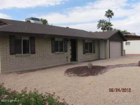 3839 E Sunnyside Dr, Phoenix, AZ 85028 photo 2