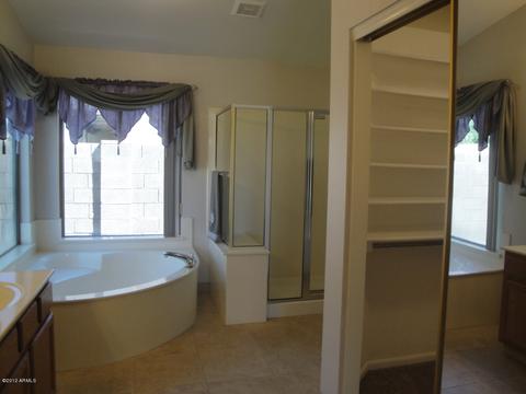 890 E Betsy Ln, Gilbert, AZ 85296 photo 16