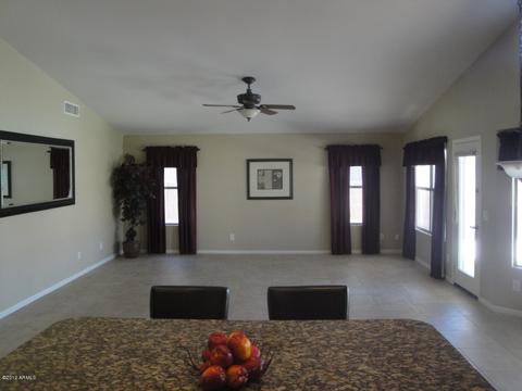 890 E Betsy Ln, Gilbert, AZ 85296 photo 7