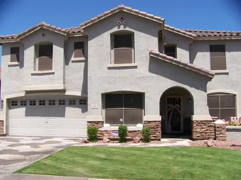 526 E Milada Dr, Phoenix, AZ 85042 photo 2