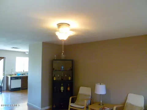 1809 E Paradise Ln, Phoenix, AZ 85022 photo 1