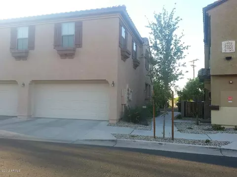 2918 E Dunbar Dr, Phoenix, AZ 85042 photo 2
