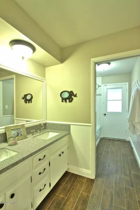120 E Glenn Dr, Phoenix, AZ 85020 photo 21