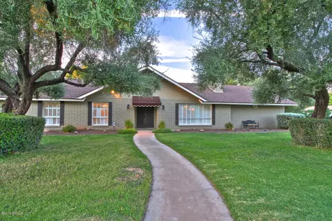 120 E Glenn Dr, Phoenix, AZ 85020 photo 1