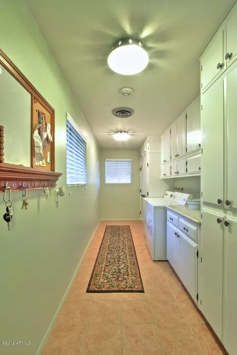 120 E Glenn Dr, Phoenix, AZ 85020 photo 8