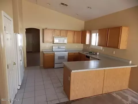 544 W Sierra Vista Dr, Apache Junction, AZ 85120 photo 6