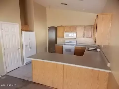 544 W Sierra Vista Dr, Apache Junction, AZ 85120 photo 7