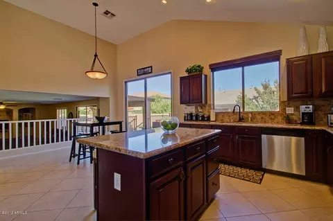 148 E Frances Ln, Gilbert, AZ 85295 photo 10