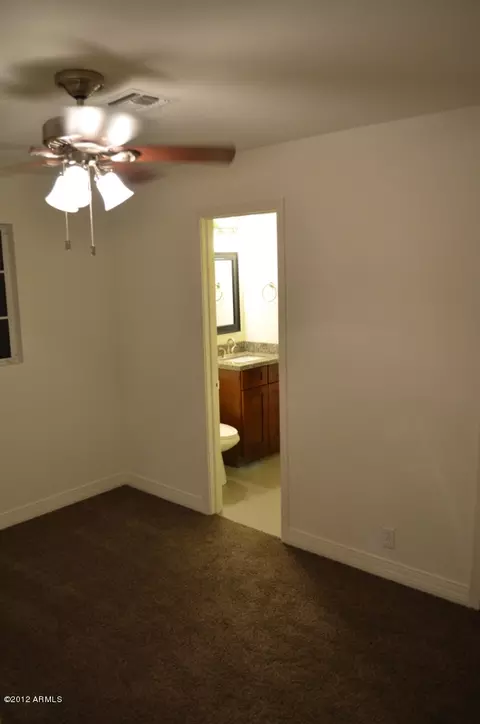 235 E Butler Dr, Phoenix, AZ 85020 photo 12