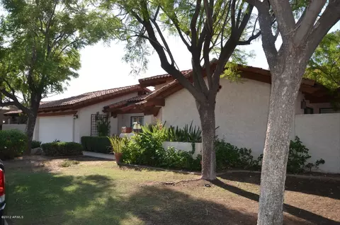 3163 E Berridge Ln, Phoenix, AZ 85016 photo 2