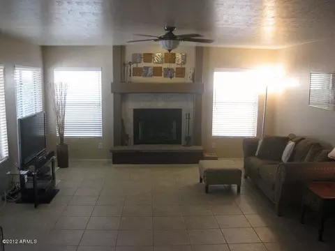 488 N Jackson St, Gilbert, AZ 85233 photo 4