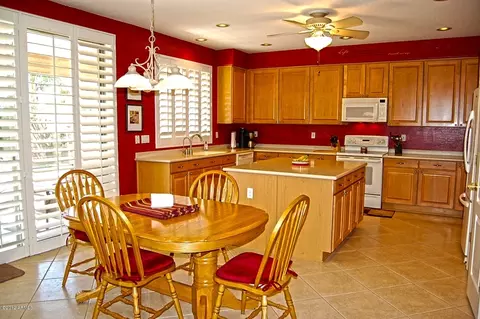 9923 E Monterey Ave, Mesa, AZ 85209 photo 8