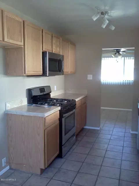 3041 Earll Dr, Phoenix, AZ 85016 photo 4