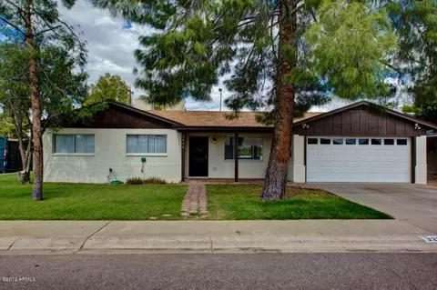 3226 W Wethersfield Rd, Phoenix, AZ 85029 photo 2