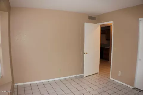 4159 E Huntington Dr, Phoenix, AZ 85040 photo 13