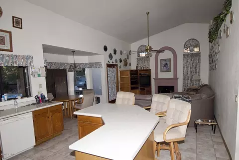 152 E Greentree Dr, Tempe, AZ 85284 photo 7