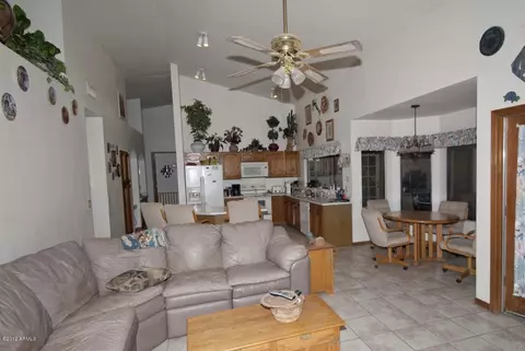 152 E Greentree Dr, Tempe, AZ 85284 photo 8