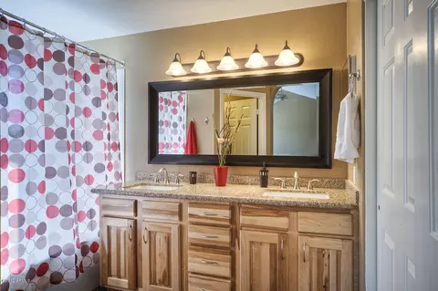 1035 N Seton --, Mesa, AZ 85205 photo 8