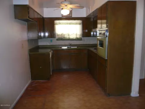 1335 E Townley Ave, Phoenix, AZ 85020 photo 5
