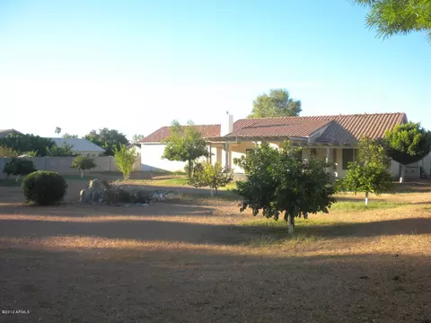 951 E Kramer St, Mesa, AZ 85203 photo 2