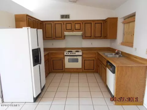 11406 E 5th Ave, Apache Junction, AZ 85120 photo 2