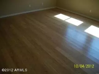 2029 E Pedro Rd, Phoenix, AZ 85042 photo 2