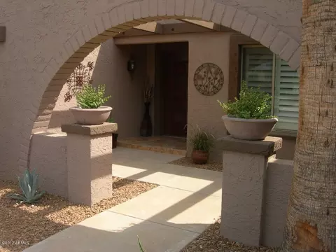 2909 E Claire Dr, Phoenix, AZ 85032 photo 8