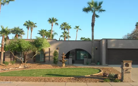2909 E Claire Dr, Phoenix, AZ 85032 photo 1