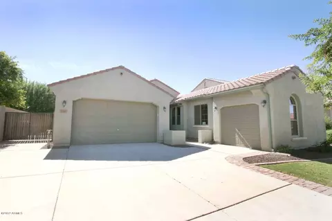 1747 E Azalea Dr, Gilbert, AZ 85298 photo 2