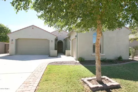 1747 E Azalea Dr, Gilbert, AZ 85298 photo 1