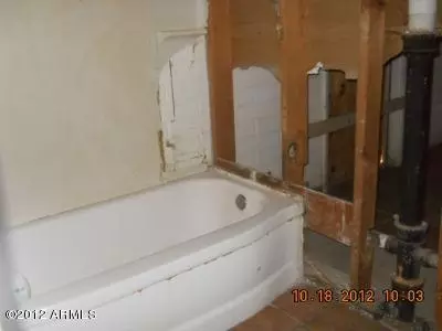 6639 S 21st St, Phoenix, AZ 85042 photo 9