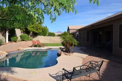 9354 E Hillview Cir, Mesa, AZ 85207 photo 4