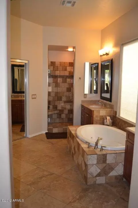 9354 E Hillview Cir, Mesa, AZ 85207 photo 14